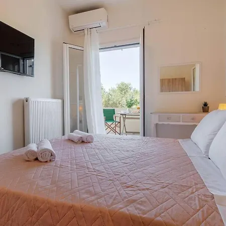Apartment Dimitra's South House