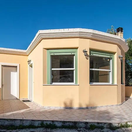 Apartment Dimitra's South House