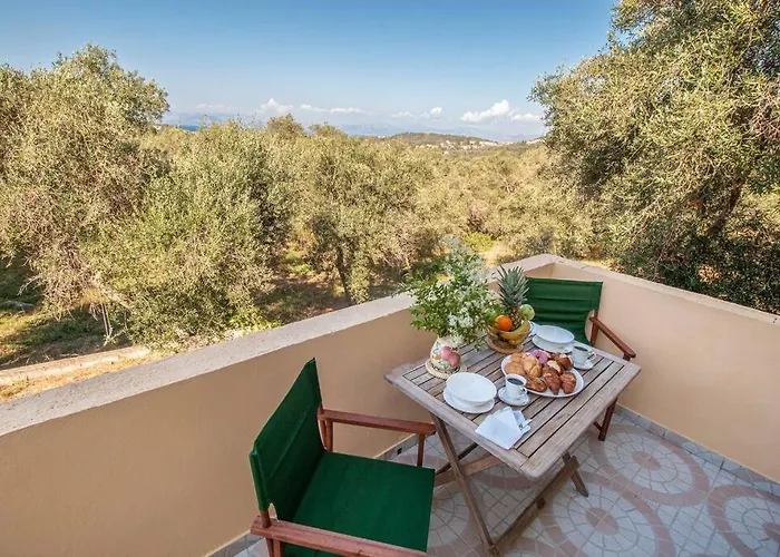 Dimitra's South House *
